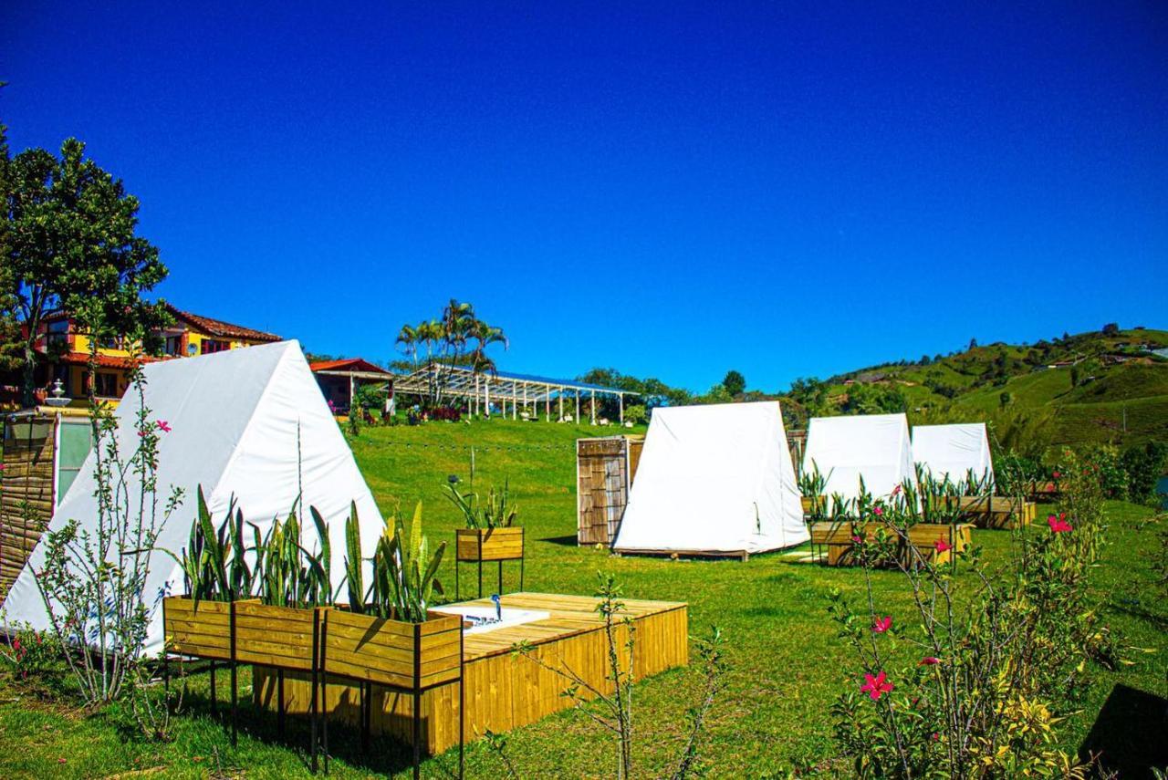 Aw Guatape Glamping Resort エクステリア 写真
