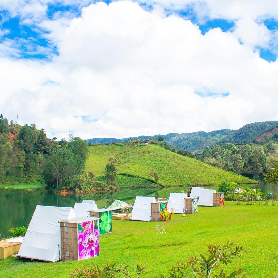 Aw Guatape Glamping Resort エクステリア 写真