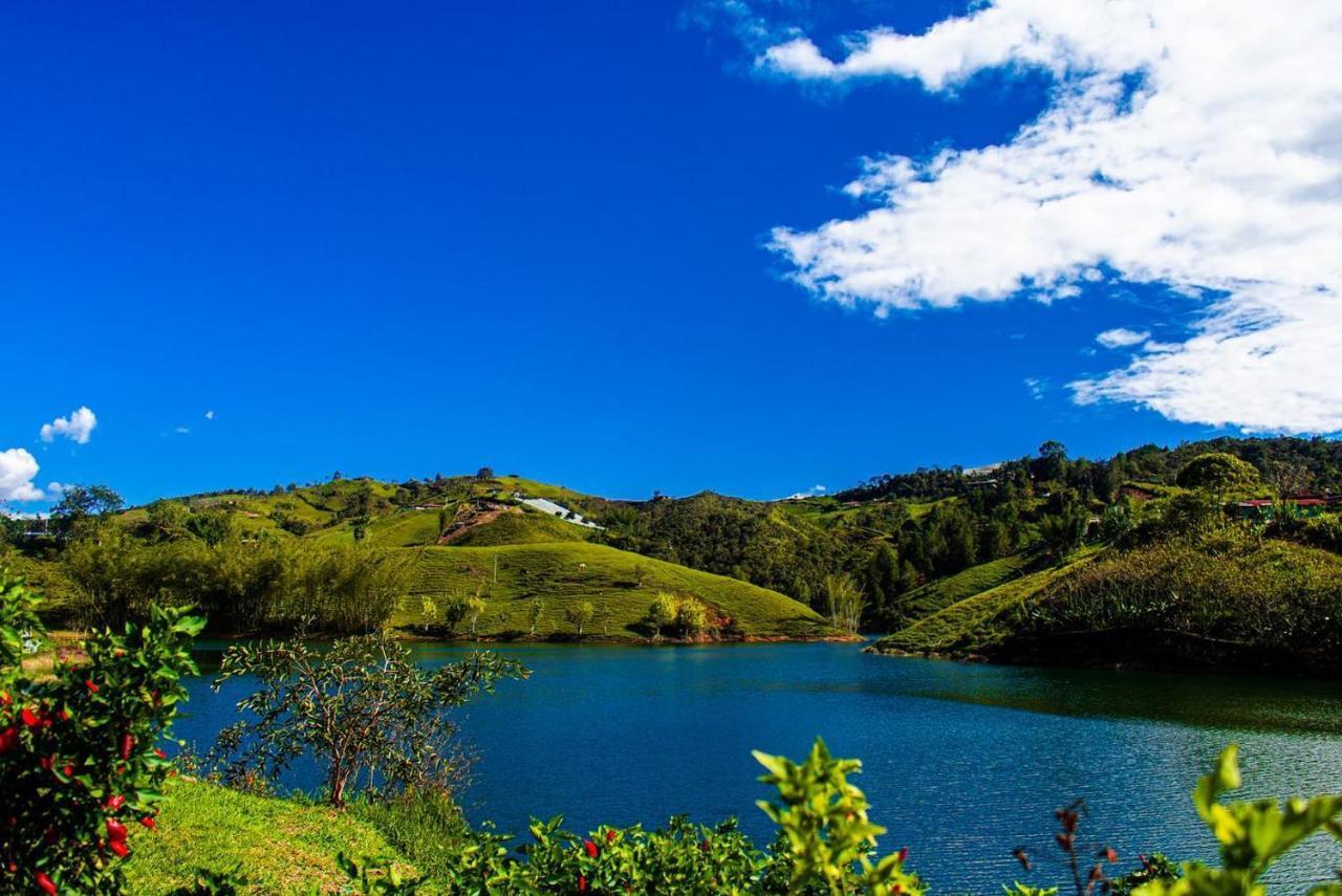 Aw Guatape Glamping Resort エクステリア 写真