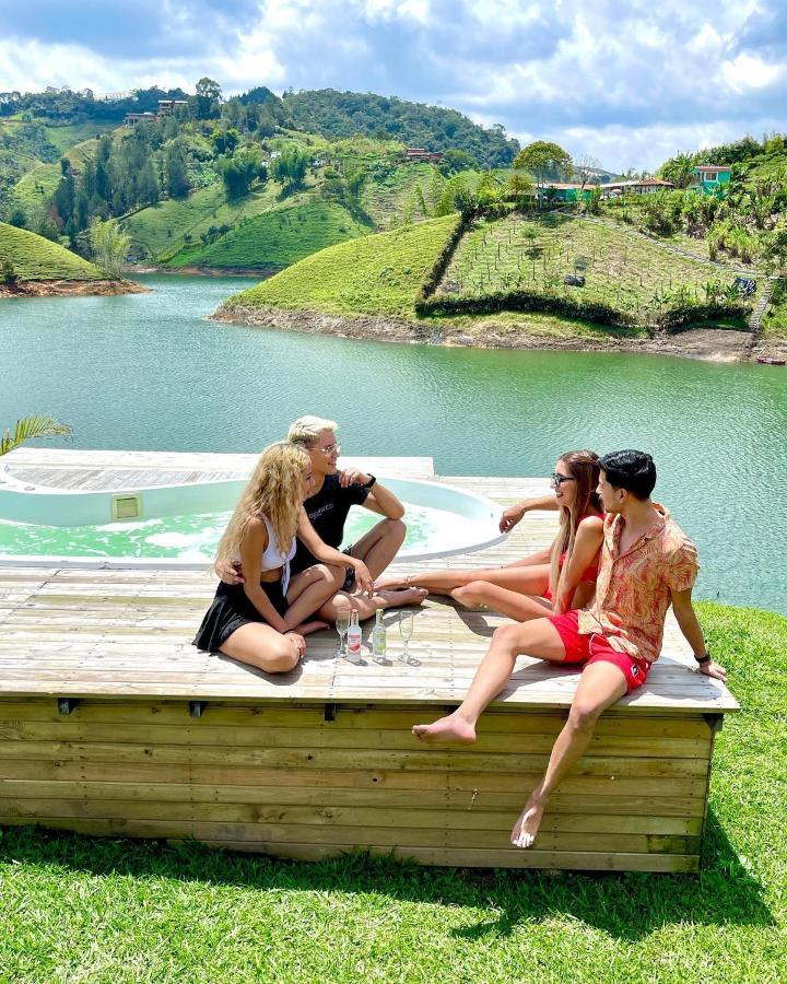 Aw Guatape Glamping Resort エクステリア 写真