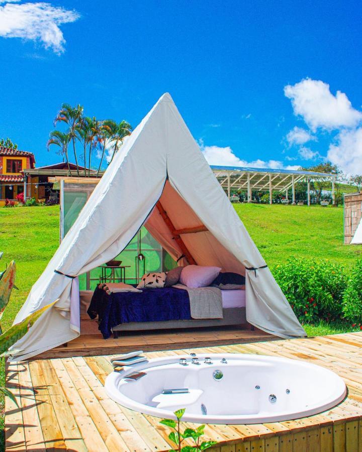 Aw Guatape Glamping Resort エクステリア 写真