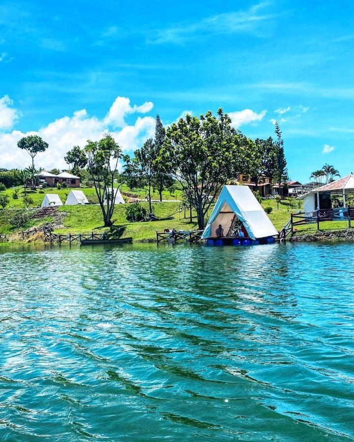 Aw Guatape Glamping Resort エクステリア 写真